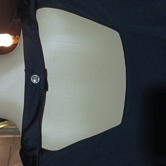 Candies Silky Black Open Back Ruffled Short Sleeve Blouse Sz M - Picture 8 of 16